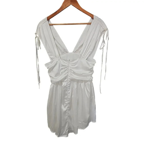 Cider Solid Satin Ruched Mini Dress Ivory White Size L NWT - Picture 7 of 9